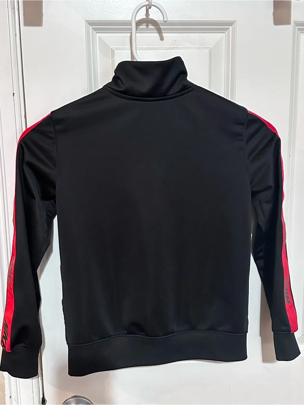 Nike boys 7 Black and Red Track Athletic Jacket